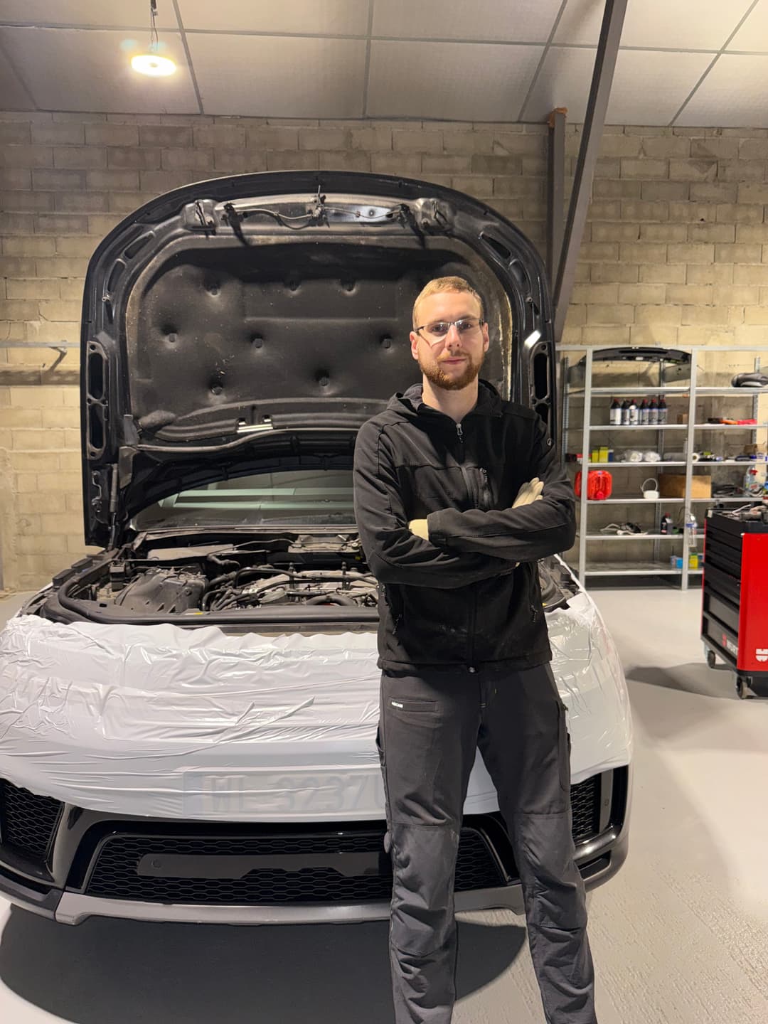 Lev - mécanicien Lux Motors